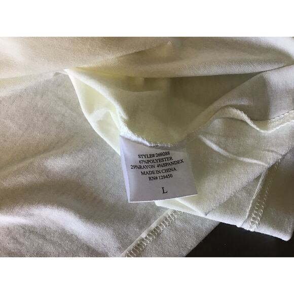 NWOT Thread Wave Cream and Green Shorts and Tee Pajama Set Large - Picture 5 of 12